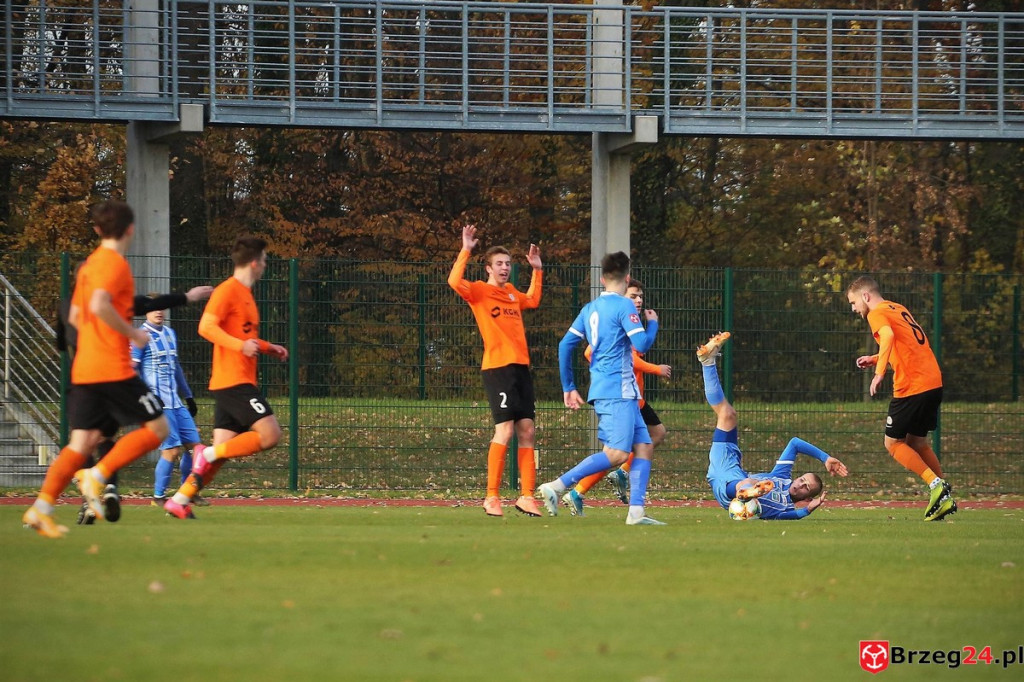 Stal Brzeg przełamała się pokonując rezerwy drużyny z ekstraklasy [GALERIA]