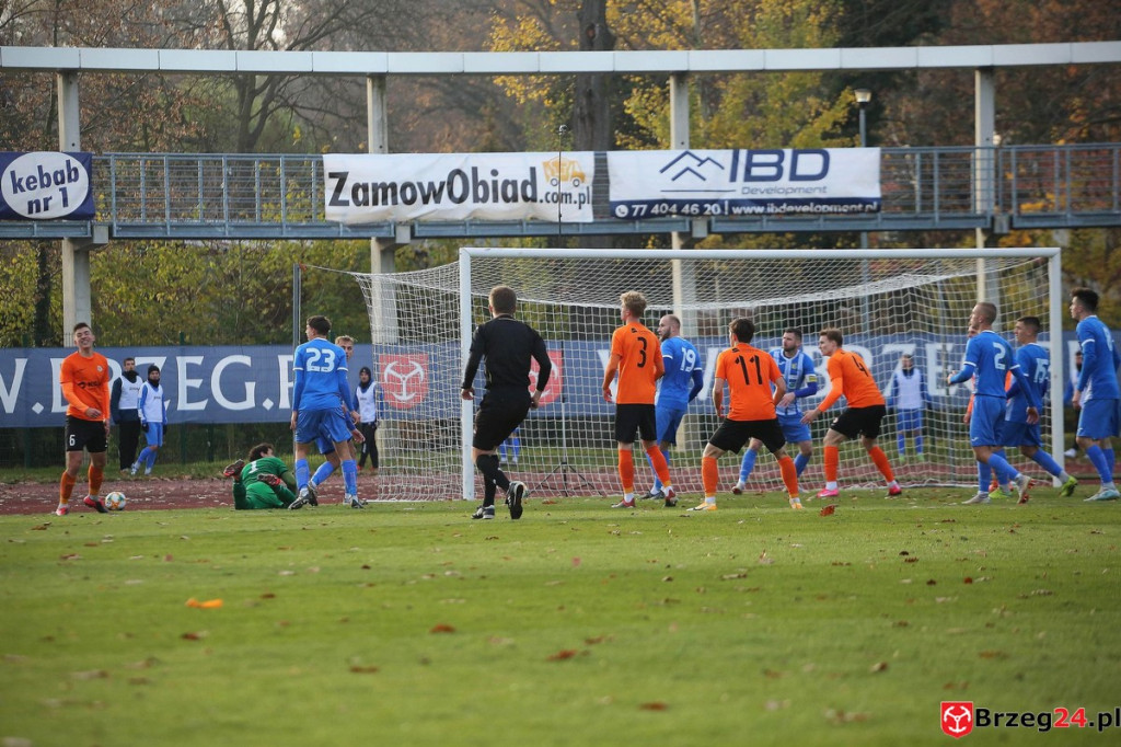 Stal Brzeg przełamała się pokonując rezerwy drużyny z ekstraklasy [GALERIA]
