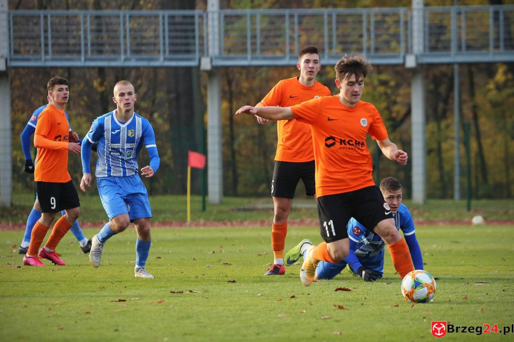 Stal Brzeg przełamała się pokonując rezerwy drużyny z ekstraklasy [GALERIA]