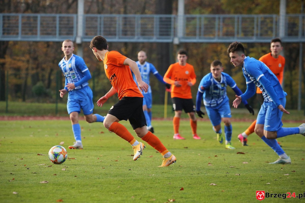 Stal Brzeg przełamała się pokonując rezerwy drużyny z ekstraklasy [GALERIA]