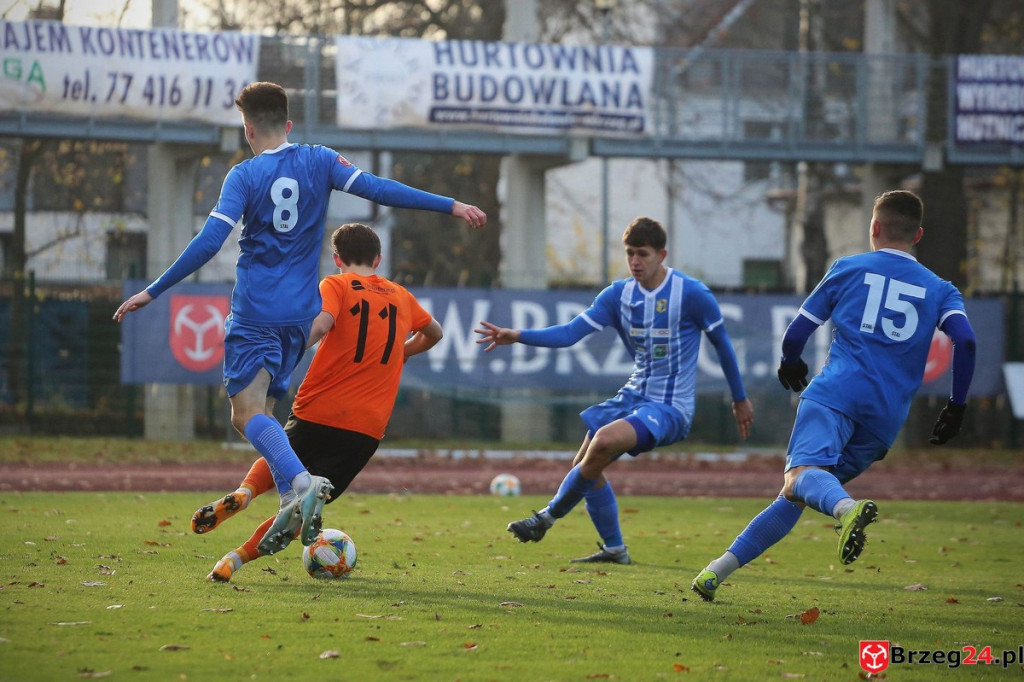 Stal Brzeg przełamała się pokonując rezerwy drużyny z ekstraklasy [GALERIA]