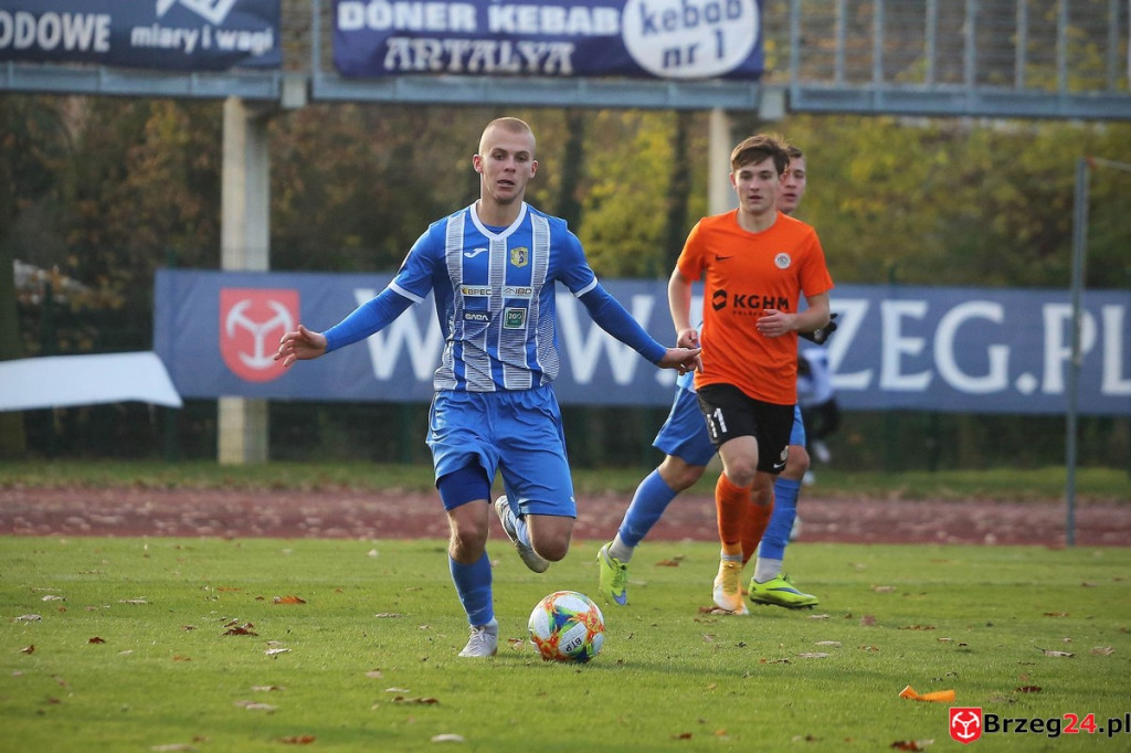 Stal Brzeg przełamała się pokonując rezerwy drużyny z ekstraklasy [GALERIA]