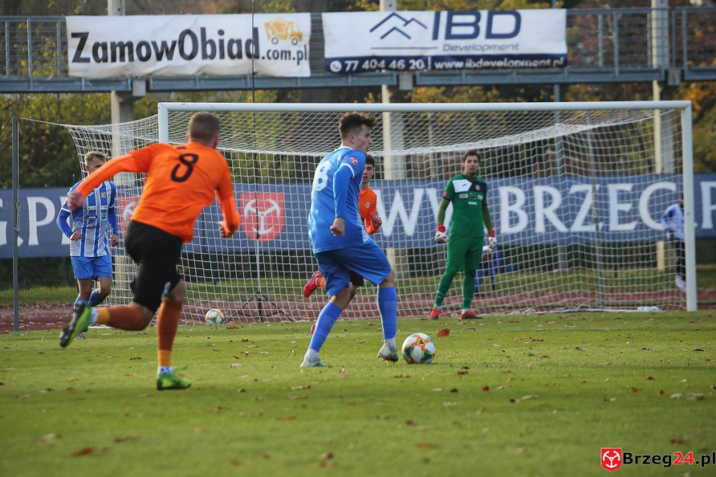Stal Brzeg przełamała się pokonując rezerwy drużyny z ekstraklasy [GALERIA]