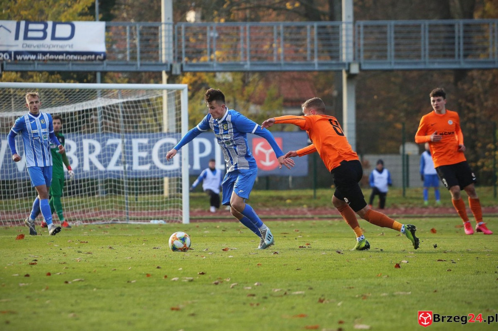 Stal Brzeg przełamała się pokonując rezerwy drużyny z ekstraklasy [GALERIA]