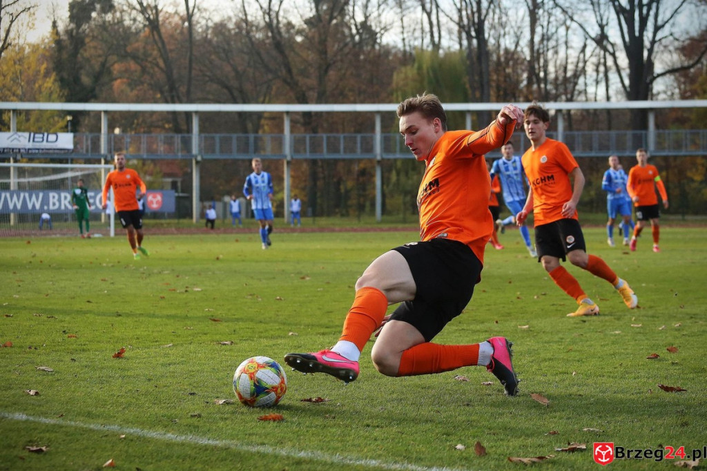 Stal Brzeg przełamała się pokonując rezerwy drużyny z ekstraklasy [GALERIA]