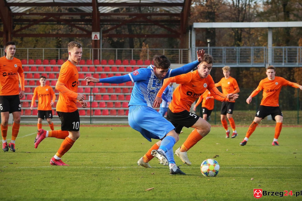 Stal Brzeg przełamała się pokonując rezerwy drużyny z ekstraklasy [GALERIA]