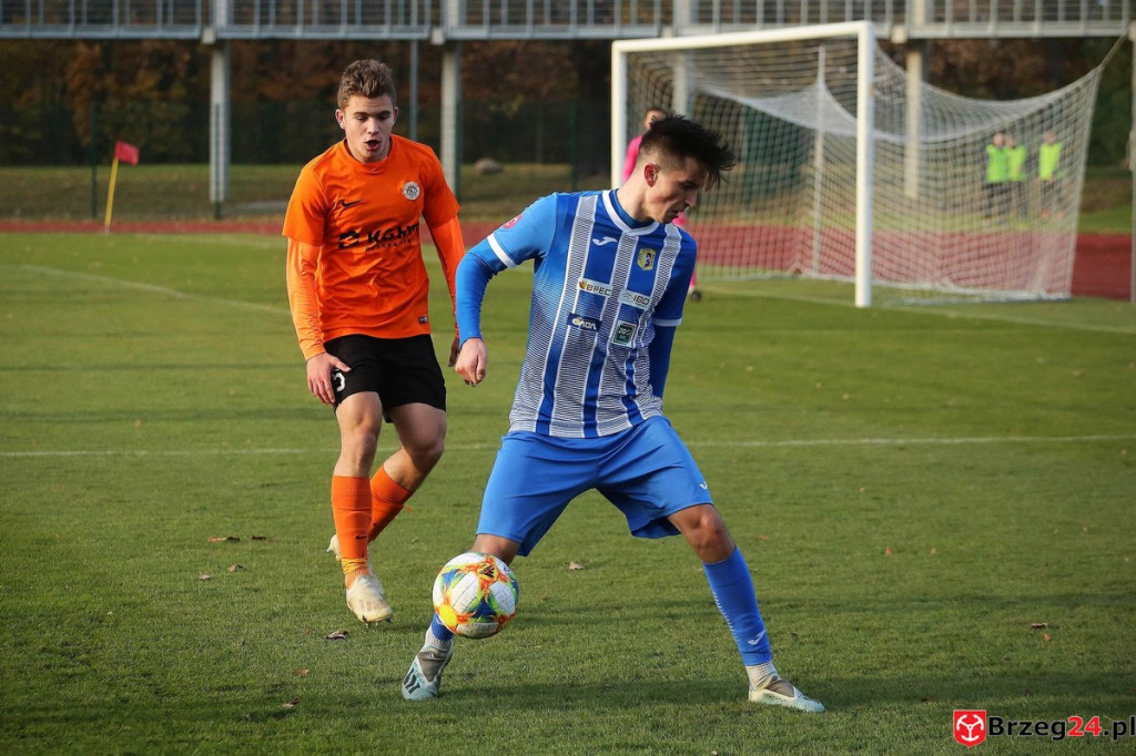 Stal Brzeg przełamała się pokonując rezerwy drużyny z ekstraklasy [GALERIA]