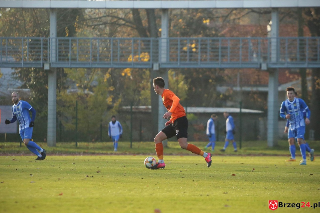 Stal Brzeg przełamała się pokonując rezerwy drużyny z ekstraklasy [GALERIA]