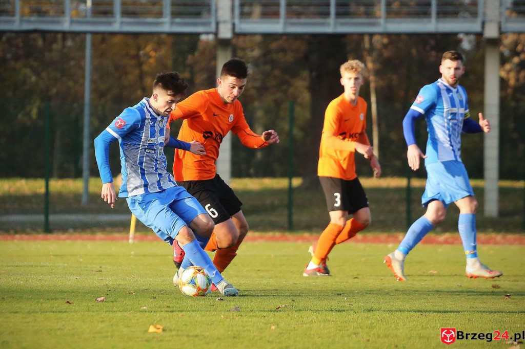 Stal Brzeg przełamała się pokonując rezerwy drużyny z ekstraklasy [GALERIA]