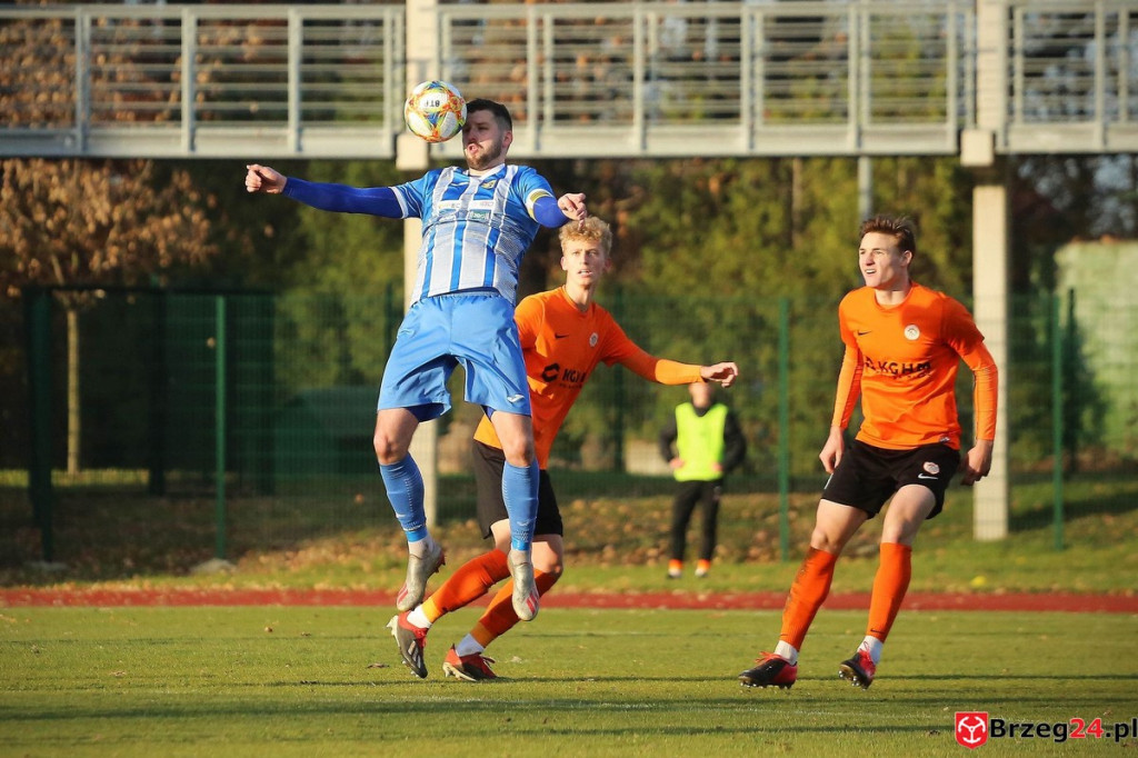 Stal Brzeg przełamała się pokonując rezerwy drużyny z ekstraklasy [GALERIA]