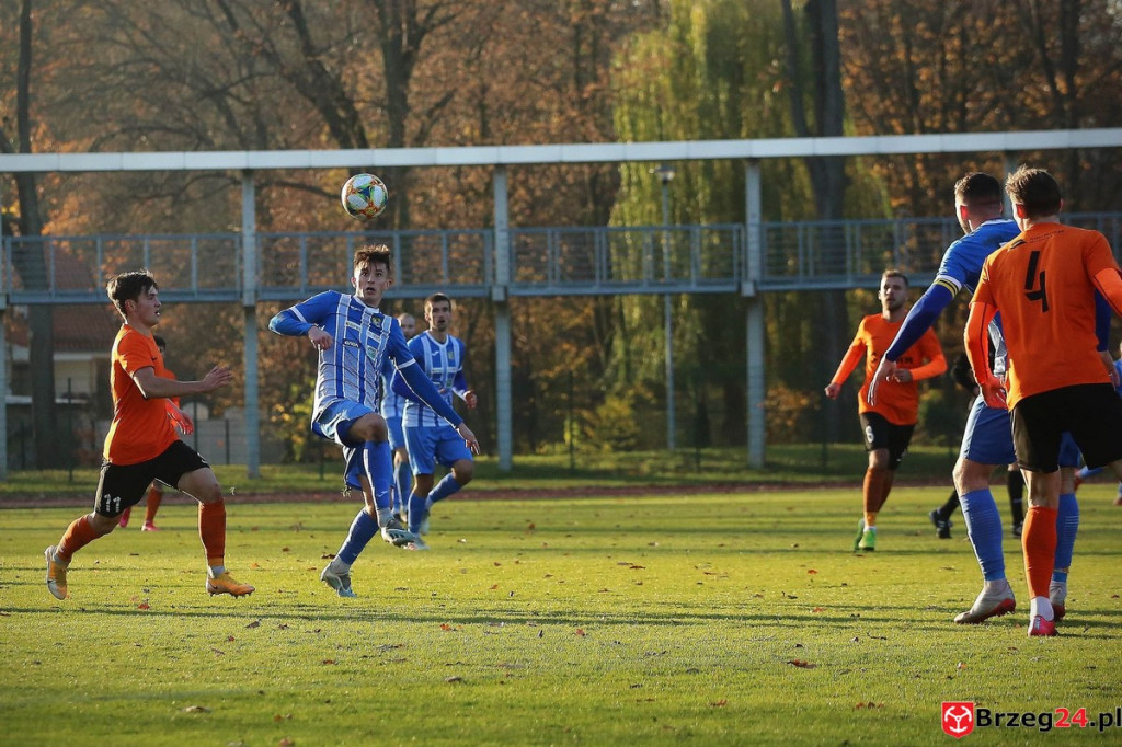 Stal Brzeg przełamała się pokonując rezerwy drużyny z ekstraklasy [GALERIA]