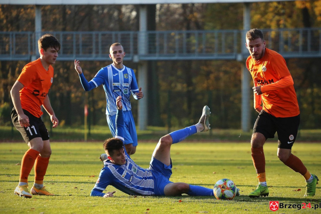 Stal Brzeg przełamała się pokonując rezerwy drużyny z ekstraklasy [GALERIA]