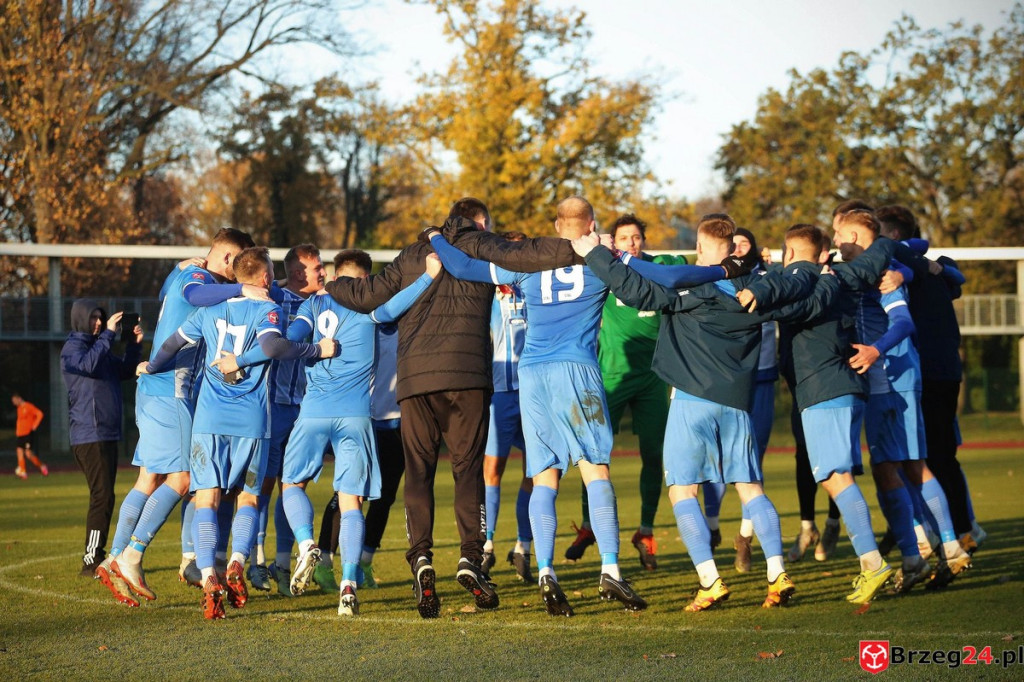 Stal Brzeg przełamała się pokonując rezerwy drużyny z ekstraklasy [GALERIA]