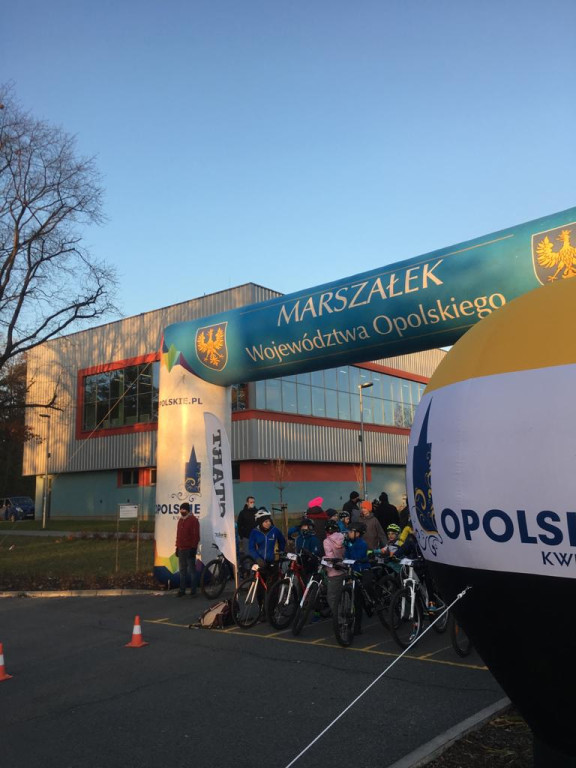 Młodzi kolarze Ziemi Brzeskiej ścigali się na przełajowych trasach w Kędzierzynie-Koźlu