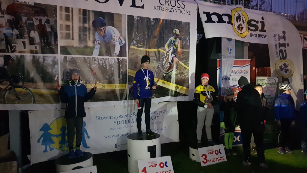 Młodzi kolarze Ziemi Brzeskiej ścigali się na przełajowych trasach w Kędzierzynie-Koźlu