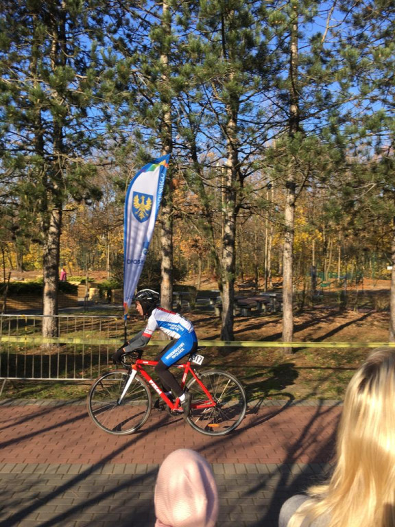 Młodzi kolarze Ziemi Brzeskiej ścigali się na przełajowych trasach w Kędzierzynie-Koźlu