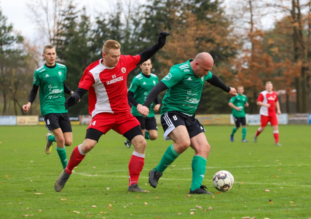 Klasa A zakończyła rundę jesienną. KS Skarbimierz został nowym liderem! [GALERIA z meczu Victoria II Chróścice - KS Skarbimierz]