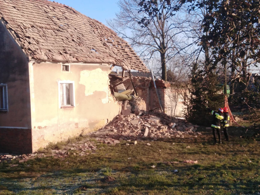 Wybuch butli z gazem poważnie uszkodził dom w Łukowicach Brzeskich