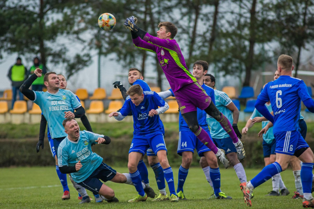 Olimpia Lewin Brzeski pożegnała rundę pięknymi golami, ale niestety przegrała z Fortuną Głogówek [GALERIA]