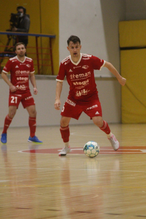 Fatalna porażka w derbach. Trener Fit-Morning Gredaru Brzeg zwolniony po meczu przeciwko Dremanowi Opole Komprachcice [GALERIA]