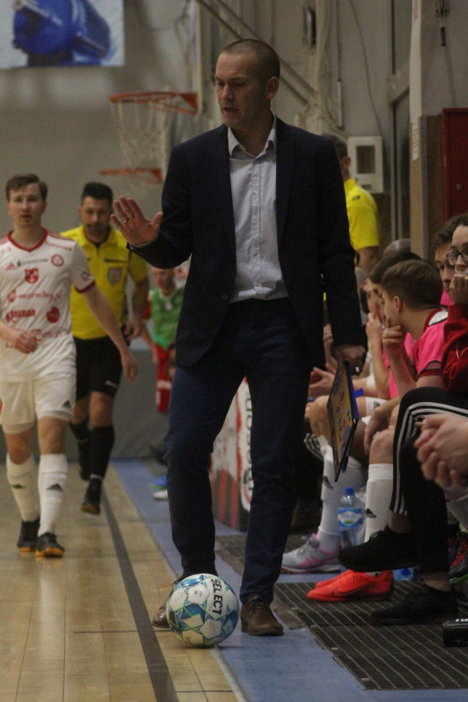 Fatalna porażka w derbach. Trener Fit-Morning Gredaru Brzeg zwolniony po meczu przeciwko Dremanowi Opole Komprachcice [GALERIA]