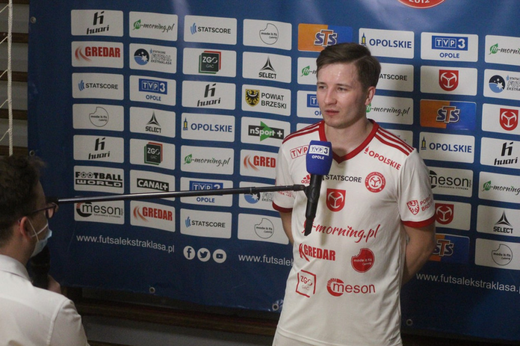 Fatalna porażka w derbach. Trener Fit-Morning Gredaru Brzeg zwolniony po meczu przeciwko Dremanowi Opole Komprachcice [GALERIA]