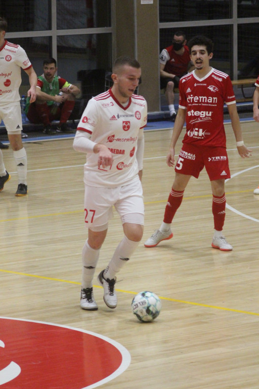 Fatalna porażka w derbach. Trener Fit-Morning Gredaru Brzeg zwolniony po meczu przeciwko Dremanowi Opole Komprachcice [GALERIA]