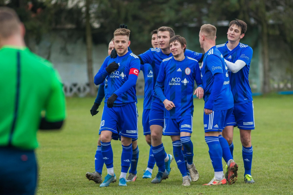 Olimpia Lewin Brzeski pożegnała rundę pięknymi golami, ale niestety przegrała z Fortuną Głogówek [GALERIA]