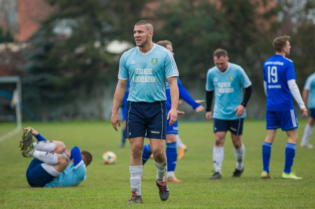 Olimpia Lewin Brzeski pożegnała rundę pięknymi golami, ale niestety przegrała z Fortuną Głogówek [GALERIA]