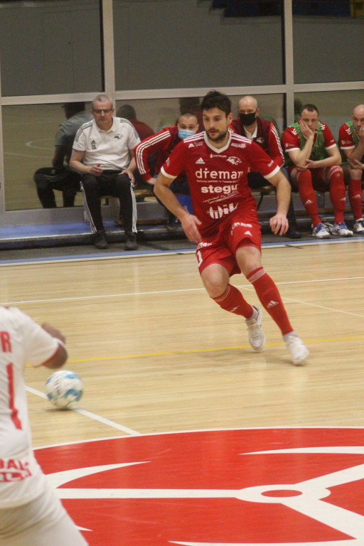 Fatalna porażka w derbach. Trener Fit-Morning Gredaru Brzeg zwolniony po meczu przeciwko Dremanowi Opole Komprachcice [GALERIA]