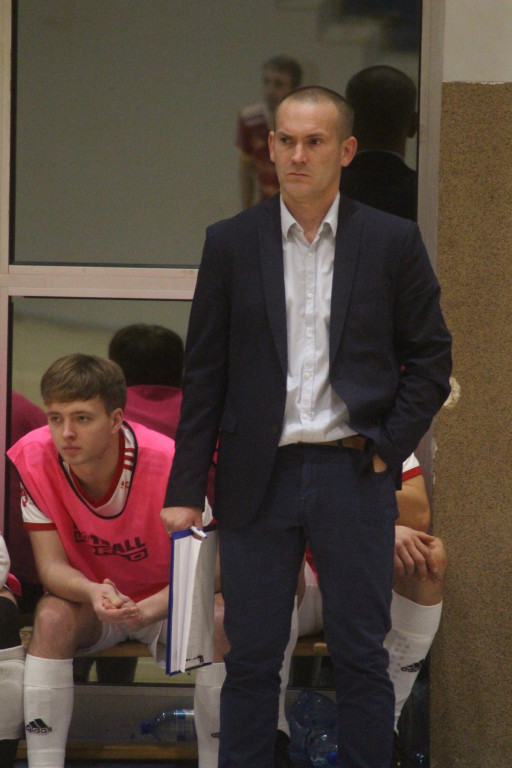 Fatalna porażka w derbach. Trener Fit-Morning Gredaru Brzeg zwolniony po meczu przeciwko Dremanowi Opole Komprachcice [GALERIA]