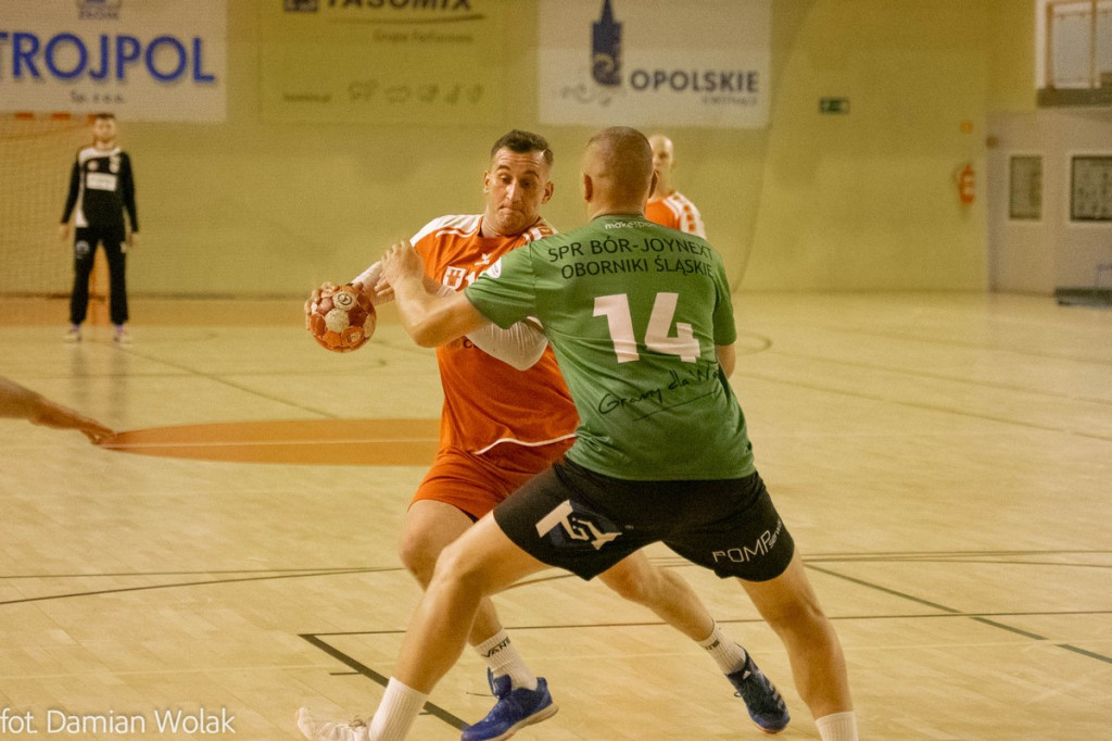 Olimp Grodków kontra SPR Bór Joynext Oborniki Śląskie. O podziale punktów zdecydowały rzuty karne