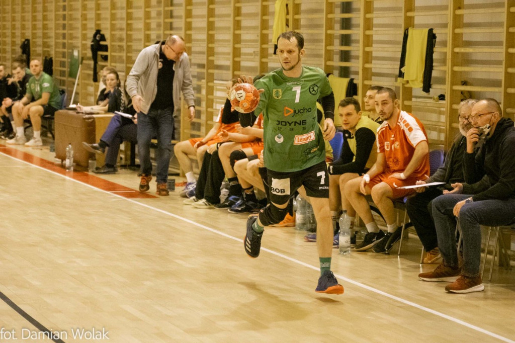 Olimp Grodków kontra SPR Bór Joynext Oborniki Śląskie. O podziale punktów zdecydowały rzuty karne