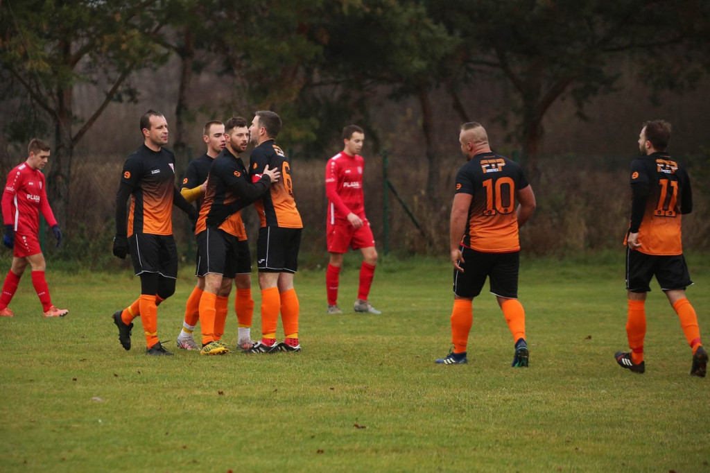 Cenny remis na koniec rundy. Victoria Dobrzyń rozpoczęła przerwę zimową [GALERIA]