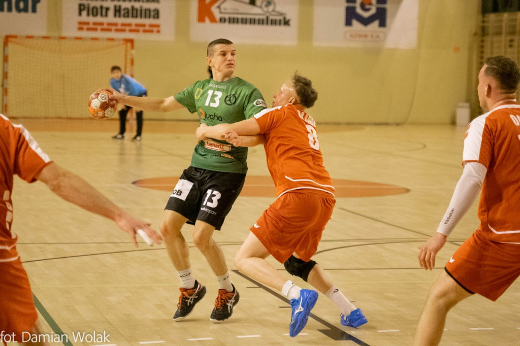 Olimp Grodków kontra SPR Bór Joynext Oborniki Śląskie. O podziale punktów zdecydowały rzuty karne