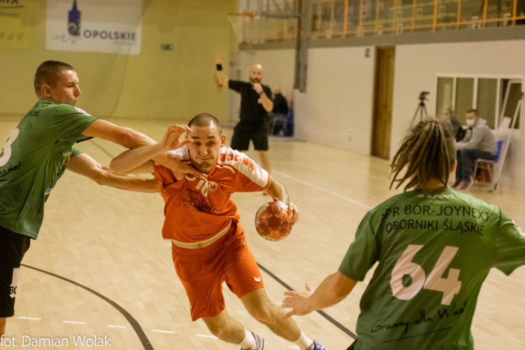 Olimp Grodków kontra SPR Bór Joynext Oborniki Śląskie. O podziale punktów zdecydowały rzuty karne