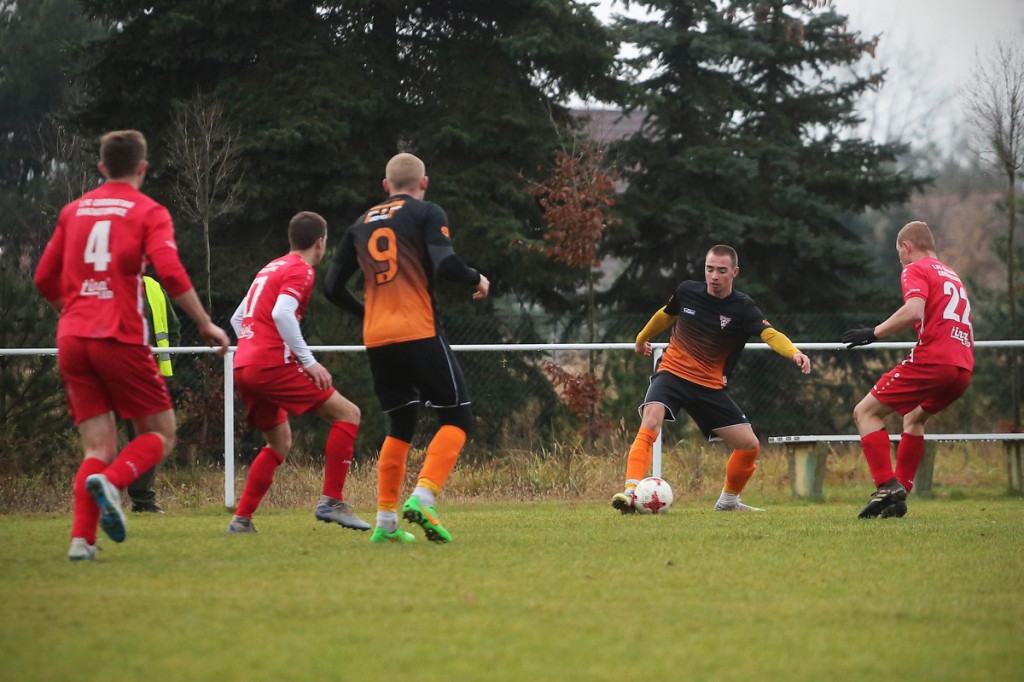 Cenny remis na koniec rundy. Victoria Dobrzyń rozpoczęła przerwę zimową [GALERIA]