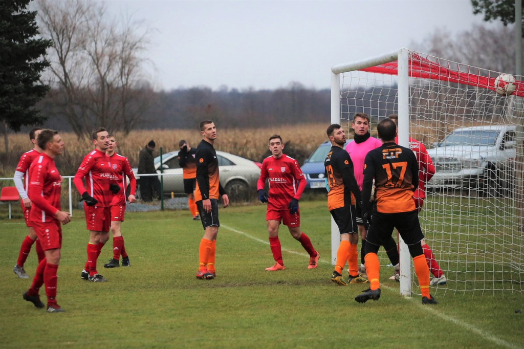 Cenny remis na koniec rundy. Victoria Dobrzyń rozpoczęła przerwę zimową [GALERIA]