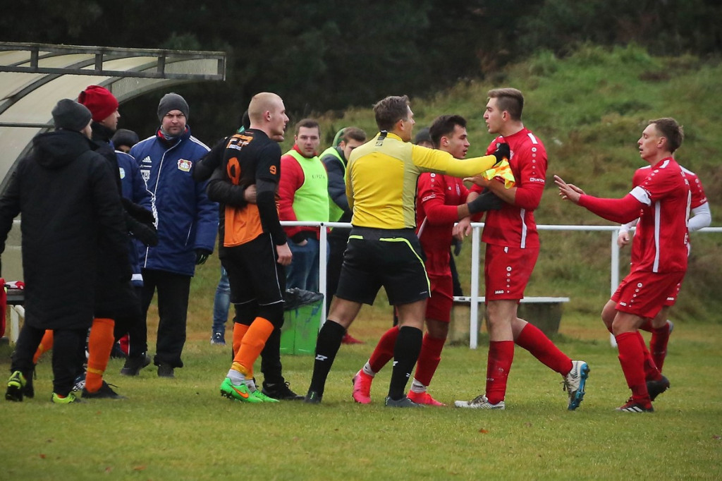 Cenny remis na koniec rundy. Victoria Dobrzyń rozpoczęła przerwę zimową [GALERIA]