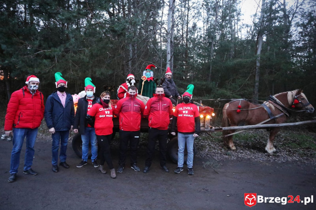 Mała wojowniczka Oliwka spotkała się dzisiaj ze św. Mikołajem