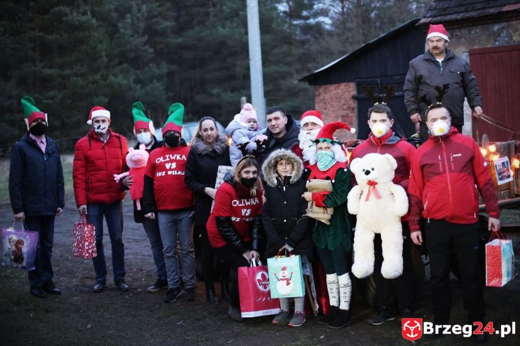 Mała wojowniczka Oliwka spotkała się dzisiaj ze św. Mikołajem