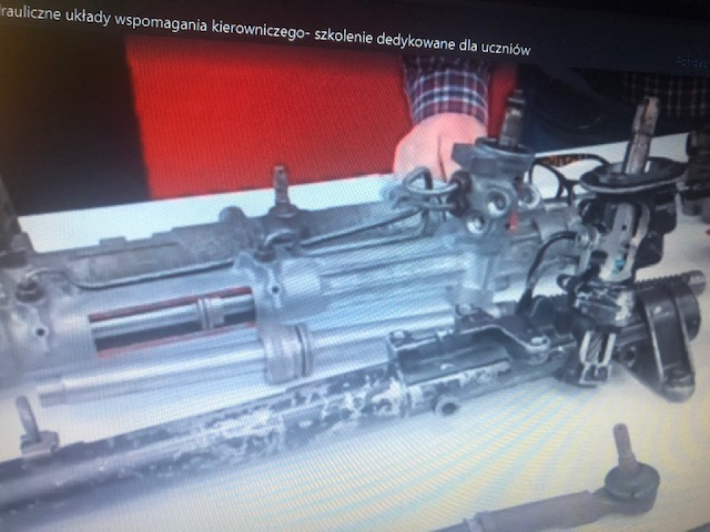 Inter Cars zorganizował zdalne szkolenia dla uczniów ZSB w Brzegu