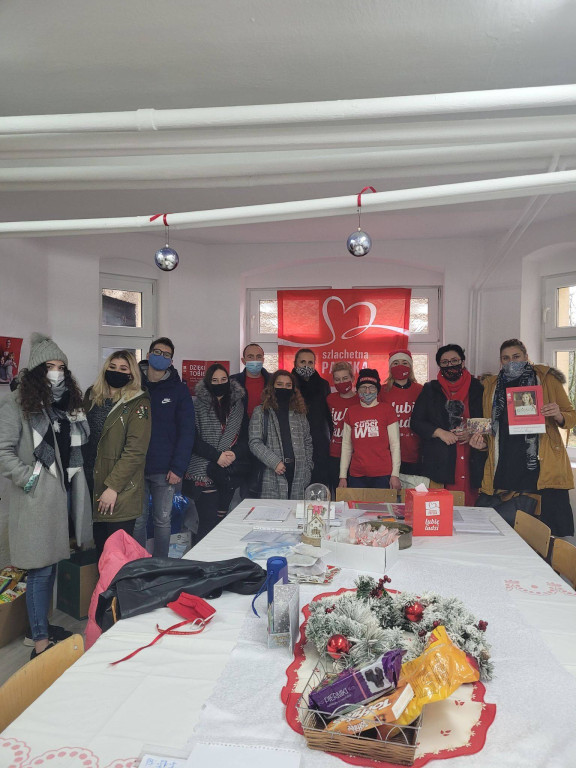 Słowiańska kolejny rok ze Szlachetną Paczką