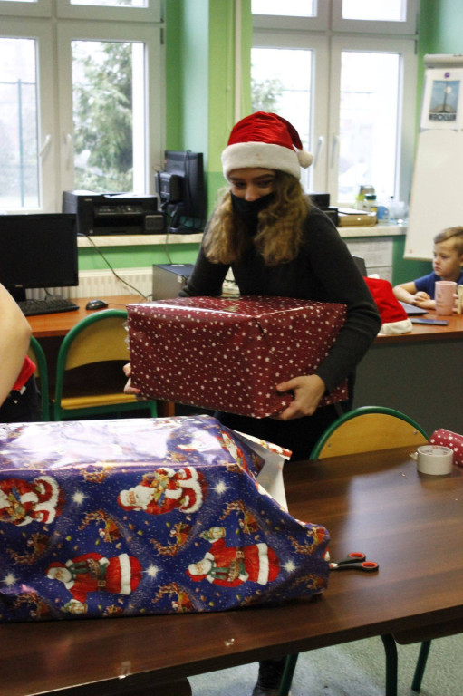 Słowiańska kolejny rok ze Szlachetną Paczką