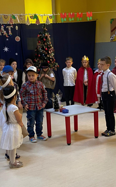 Świąteczna opowieść przedszkolaków z PP nr 2
