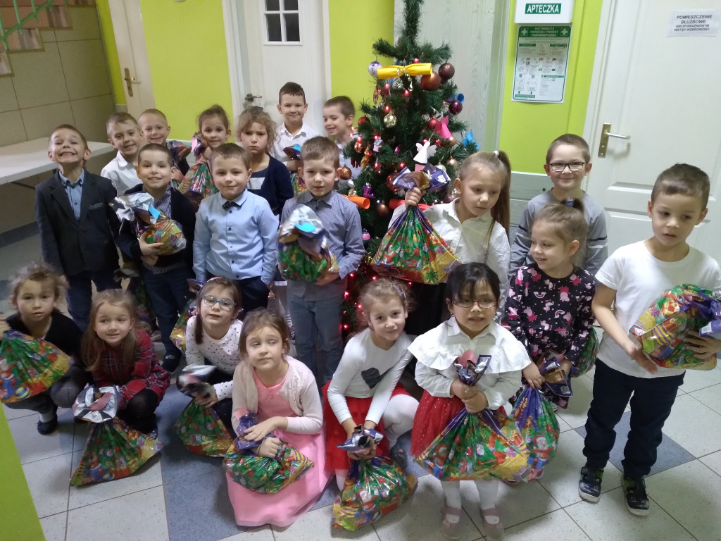 Świąteczna opowieść przedszkolaków z PP nr 2