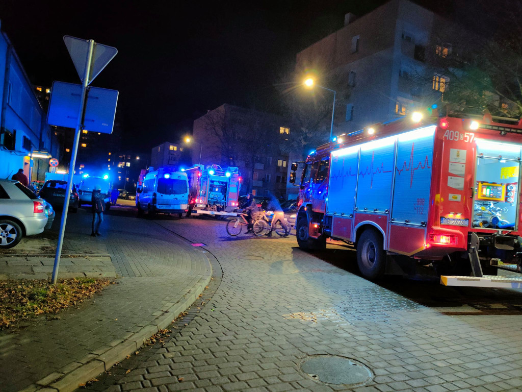 Pożar w Brzegu i Brzezinie. Do akcji zadysponowano strażaków z Brzegu, Grodkowa i okolicznych jednostek OSP