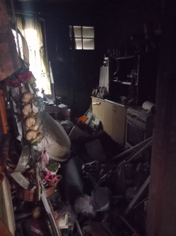 59-latek który zginął w pożarze cierpiał na zbieractwo. Policja i MOPS byli bezradni