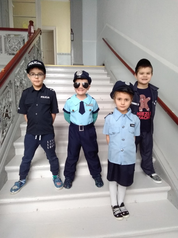 Zabawa karnawałowa w Publicznym Przedszkolu nr 8 w Brzegu