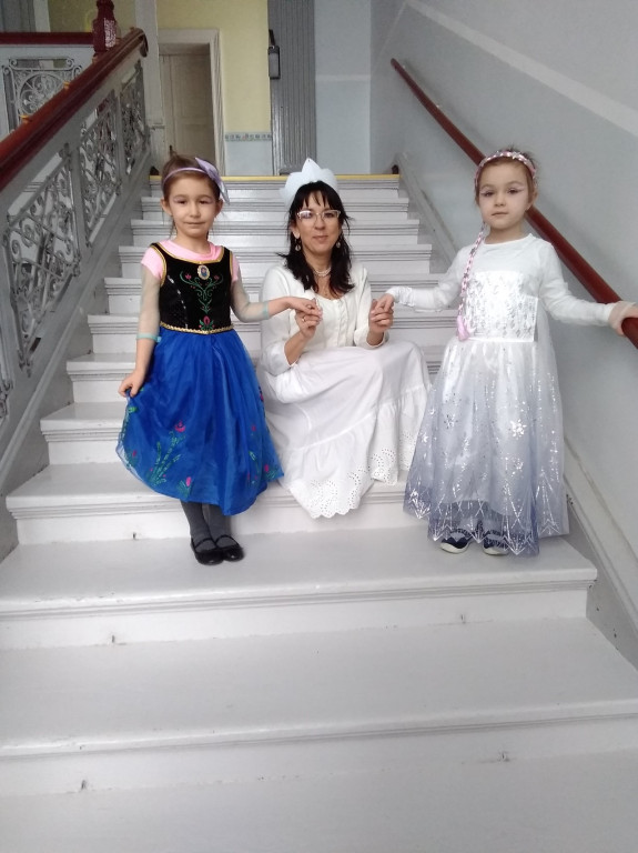 Zabawa karnawałowa w Publicznym Przedszkolu nr 8 w Brzegu